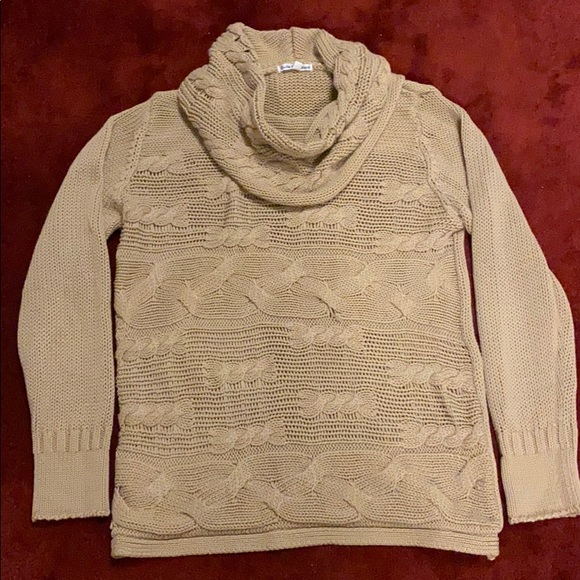 Sweater - Picture 1 of 1